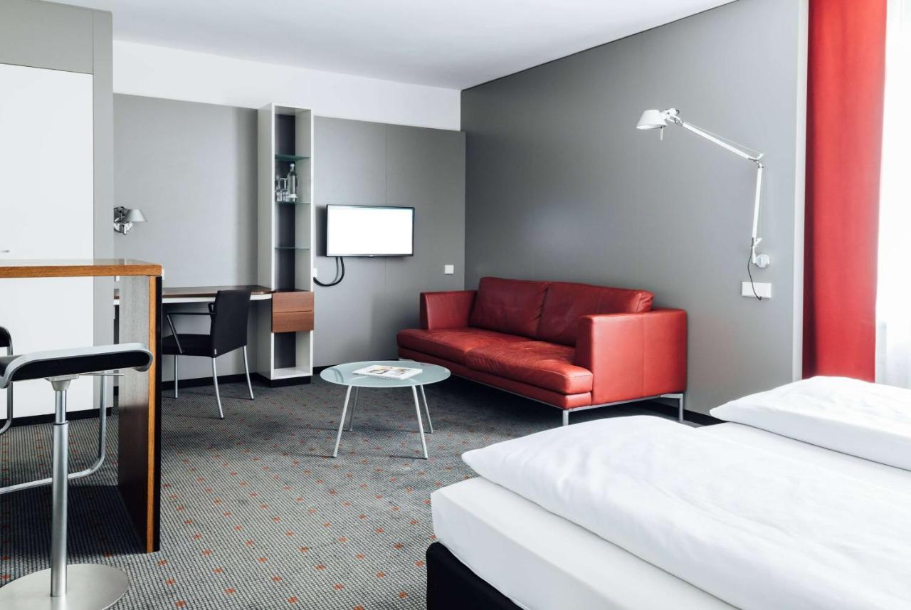 Vienna House Easy By Wyndham Stuttgart Hotel Exterior photo