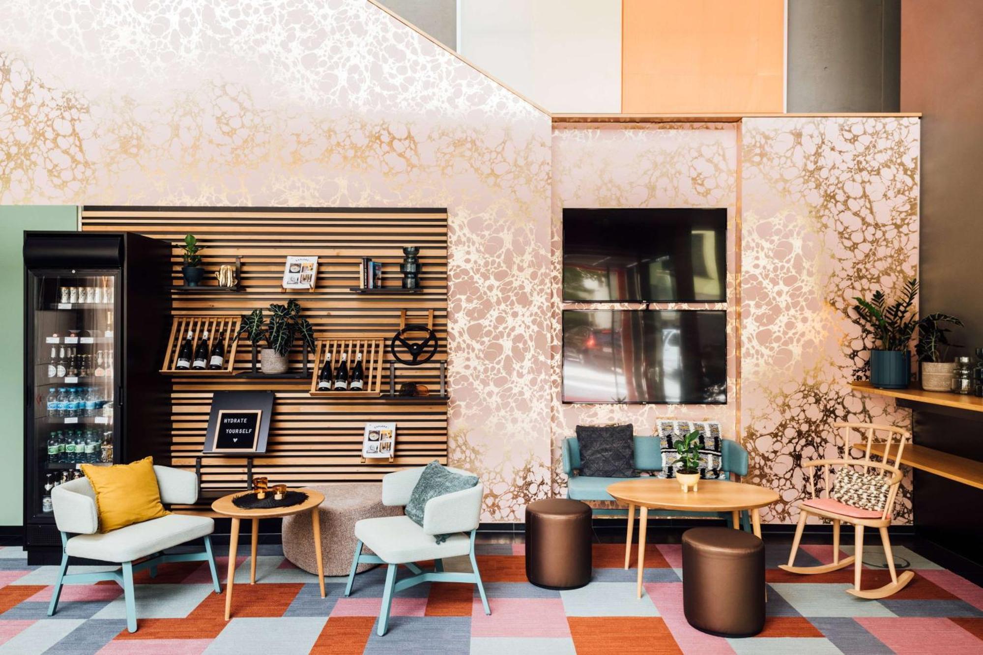Vienna House Easy By Wyndham Stuttgart Hotel Exterior photo
